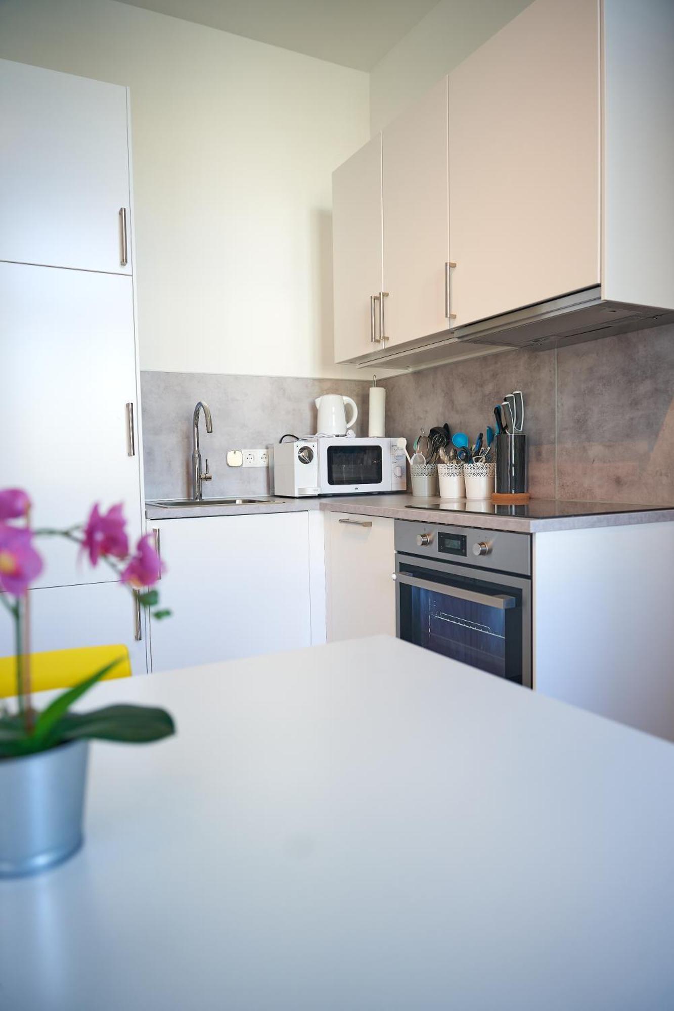 Trendy Apartment Zentral Gelegen Вена Экстерьер фото