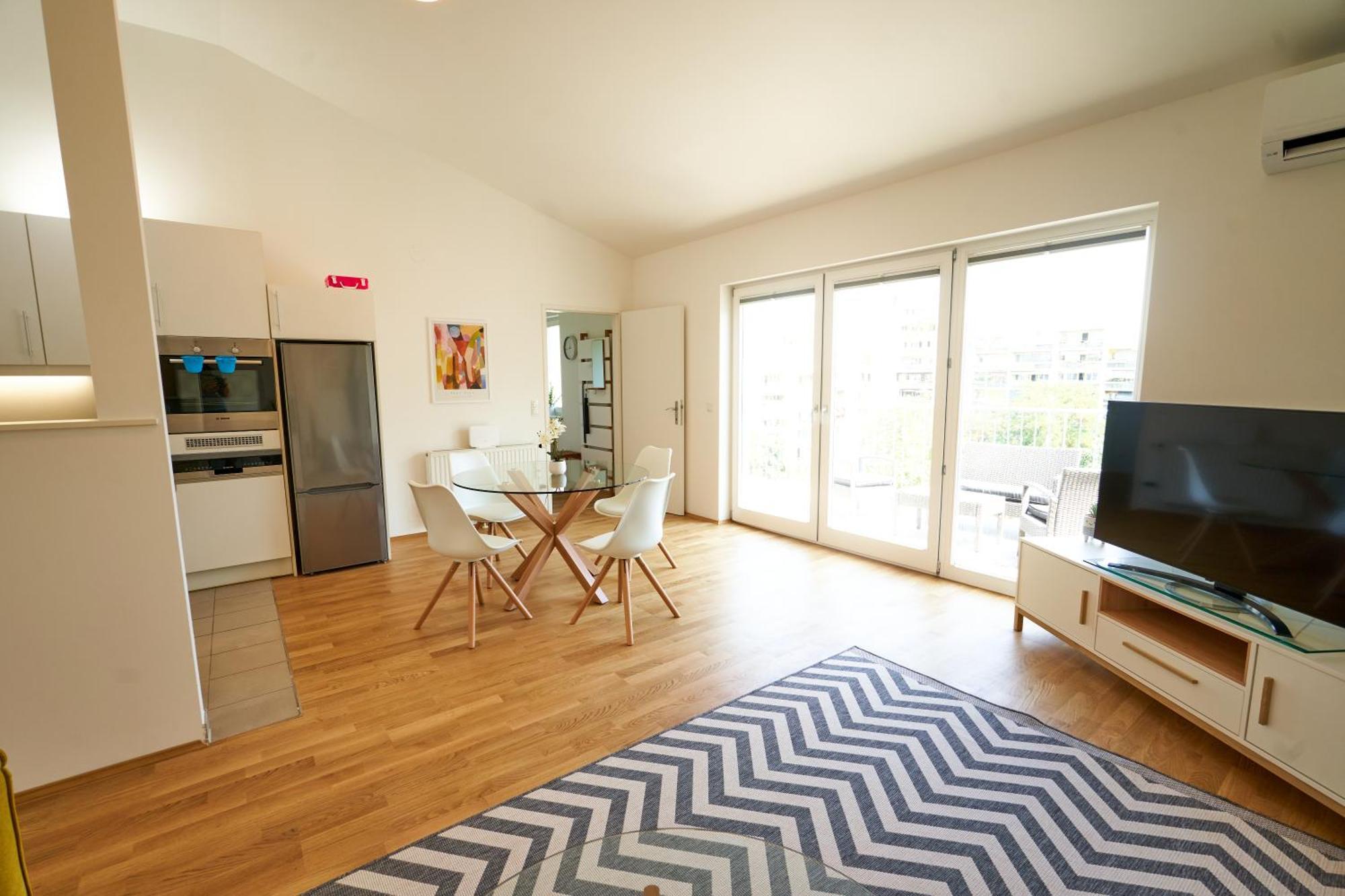 Trendy Apartment Zentral Gelegen Вена Экстерьер фото
